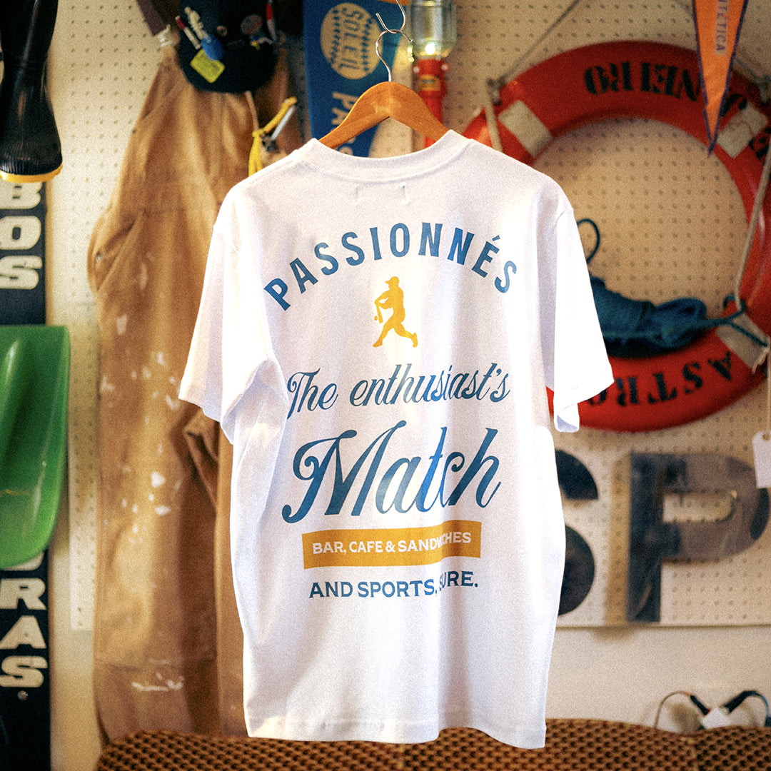 Passionnés Sport Bar White